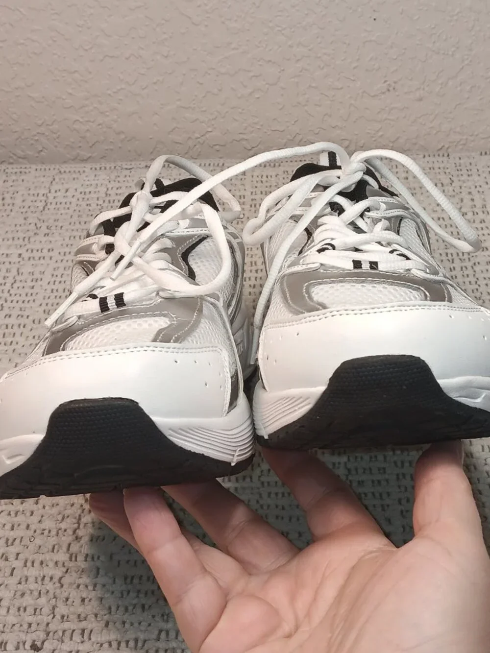 Avia Men's 5000 Athletic Performance Running Sneakers sz 9.5 Wide Width